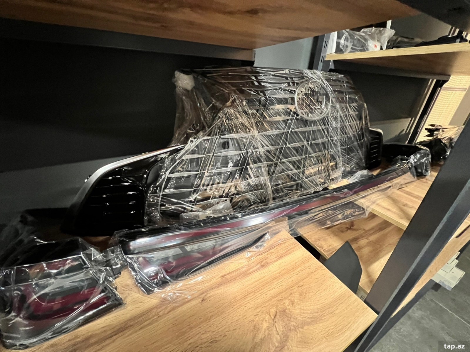 Lexus Es 2025 restyling ön radiator barmaqlığı Lexus Es 2025 restyling ön radiator barmaqlığı