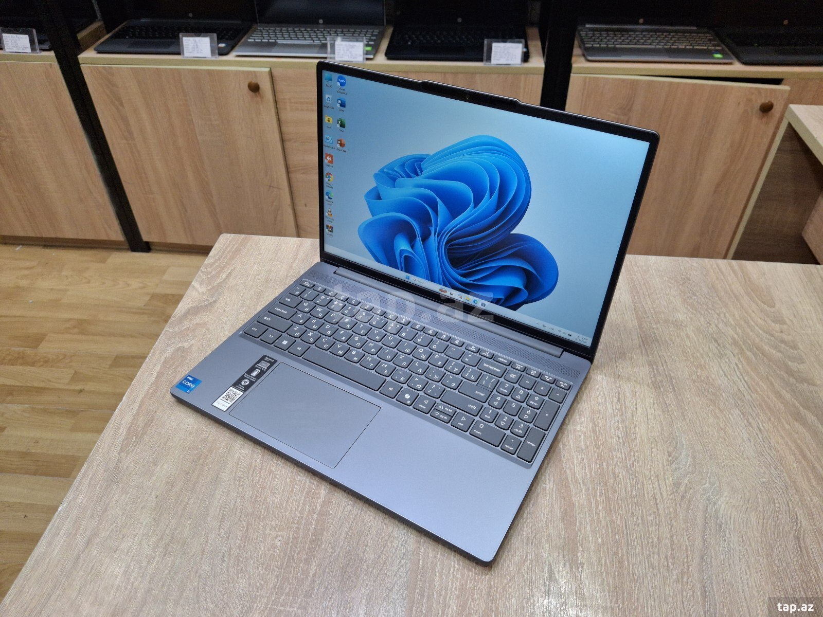 Lenovo Ideapad Slim 3 i5 13420H 16gb Ram 512gb ssd Lenovo Ideapad Slim 3 i5 13420H 16gb Ram 512gb ssd