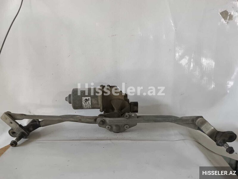 Skoda Fabia Şüşəsilən mexanizmi Skoda Fabia Şüşəsilən mexanizmi