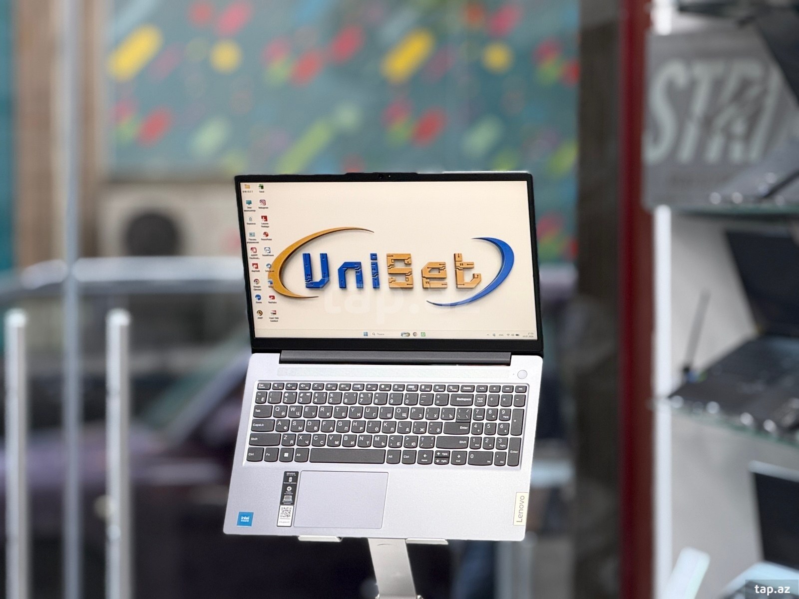 Noutbuk Lenovo İdeaPad Slim 3 15İAN8 Noutbuk Lenovo İdeaPad Slim 3 15İAN8