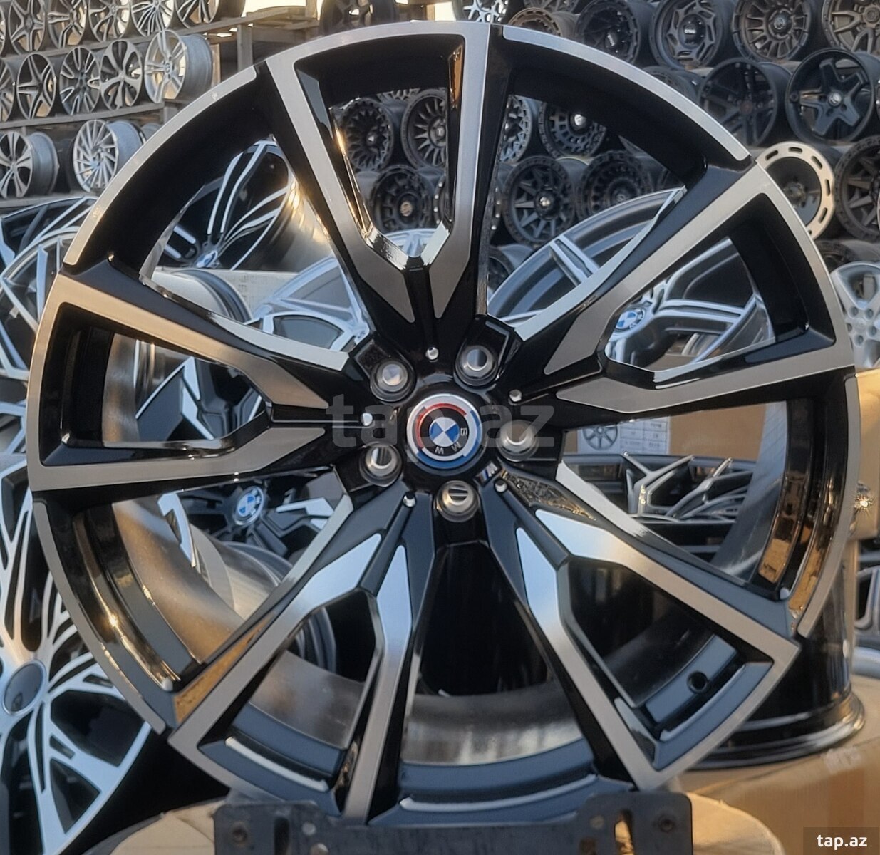 BMW G07 X7 diskləri R22 BMW G07 X7 diskləri R22