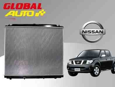 Nissan Navara su radiatoru Nissan Navara su radiatoru