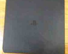 PlayStation 4 Slim