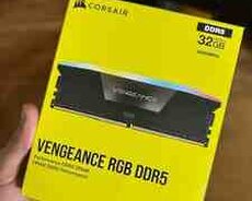 Operativ yaddaş (RAM) Corsair Vengeance 2x16 6400Mhz