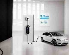Elektromobilin plug-in şarj avadanlığı