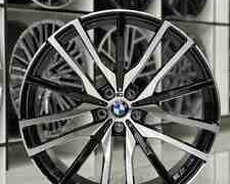 Bmw g05 diskləri R22
