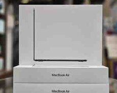 Apple Macbook Air M4 15 inch 16512 GB