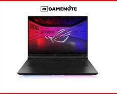 Asus ROG Strix SCAR 18 (RTX 5090)