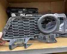 BMW F10, BMW F30 sağ və sol radiator barmaqlıqları