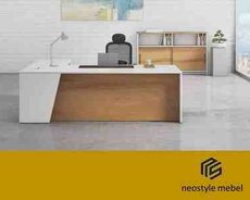 Ofis masası