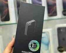 Samsung Galaxy Z Flip 6 Silver Shadow 256GB12GB