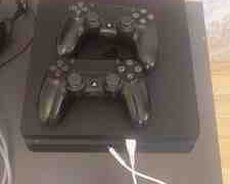 Sony PlayStation 4 Slim