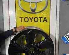 Toyota Raw 4 18-24 diskləri