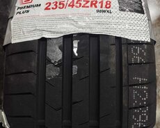 Seamtyre 235/45/18