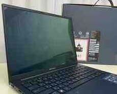 Noutbuk Asus Zenbook