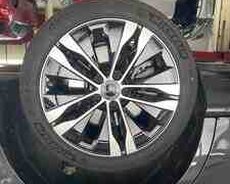 Mercedes Benz təkərləri 25540R18
