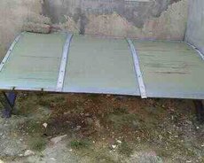 Giriş qapısı üçün dam örtüyü