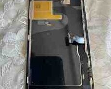 Apple iPhone 15 Pro Black Titanium 1TB, 8GB ekranı