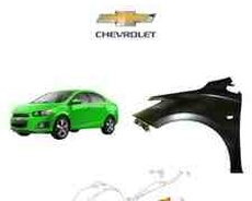 Chevrolet Aveo T300 2011-2013 yan qanadı