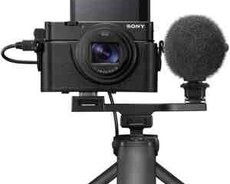 Sony RX100 VII Digital Camera