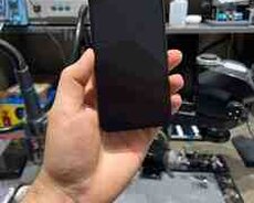 Apple iPhone 11 Black 256GB, 4GB ekranı