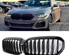 BMW G30 barmaqlığı