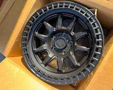 Jeep Wrangler diski R17