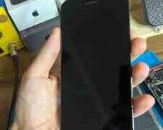 Apple iPhone 8 Plus ekranı