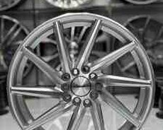 Vossen diskləri R17
