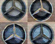 Mercedes W205 ön emblemi
