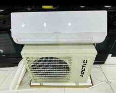 Kondisioner Artic 12000BTU