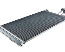 Mercedes 639 kuza kandisaner radiatoru (6398350270)