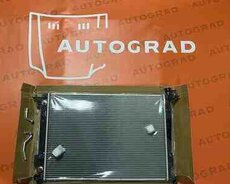 Kia Sorento 2010-2012 radiatoru