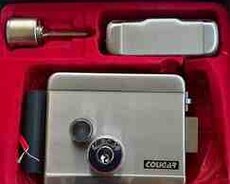 Elektron kilid Cougar