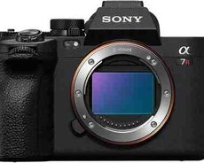 Fotoaparat Sony A7 RV Body-x3