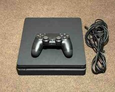 Sony Playstation 4 Slim