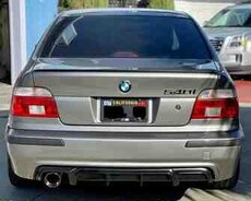 BMW E39, M5 baqaj spoyleri