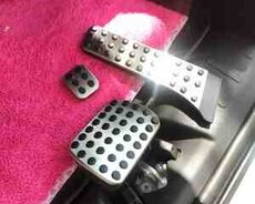 Avtomobil pedalı
