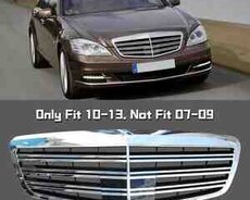 Mercedes W221 radiator barmaqlığı