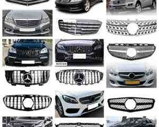 Mercedes radiator barmaqlığı