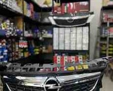 Opel Astra J radiator barmaqlığı