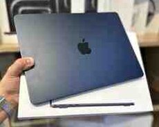 Noutbuk Apple MacBook Air 13.6inch 256GB8GB M2