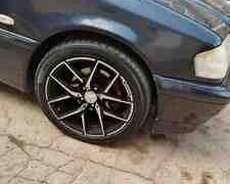 Mercedes təkəri R17