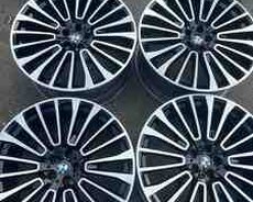 BMW X7 diskləri R22