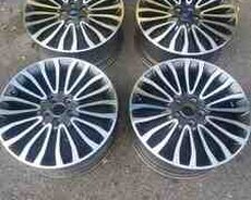 Ford Fusion diskləri R18