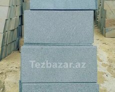 Aqlay daşları və ustası