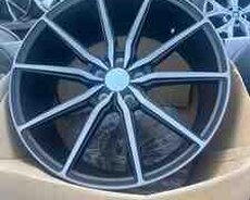 BMW F10, BMW F30 diskləri R20
