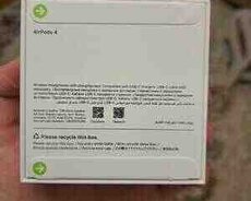 Apple AirPods 4