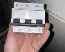 Elektrik paylayıcı Schneider 125