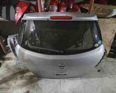 Nissan Tiida baqajı